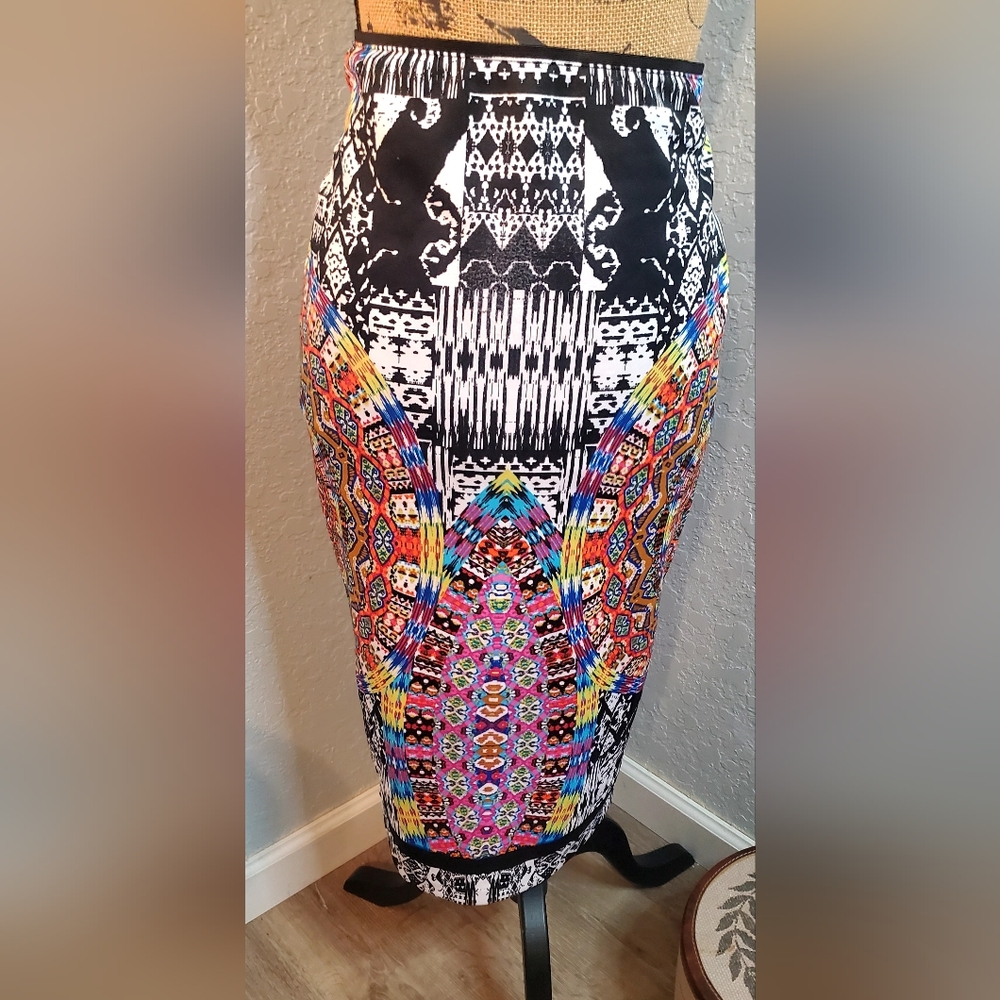 Bisou Bisou Black and Multicolor Midi Skirt